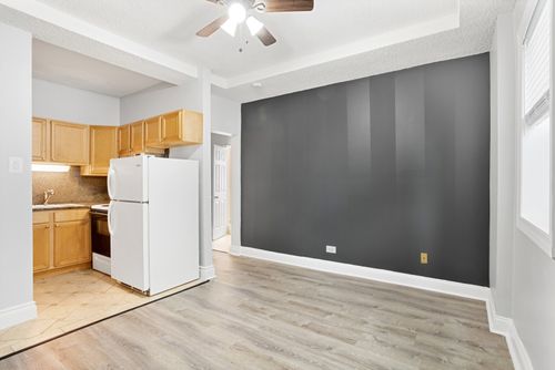 apt-706-4520 N Clarendon Ave, Chicago, IL, 60640-6171 | Card Image