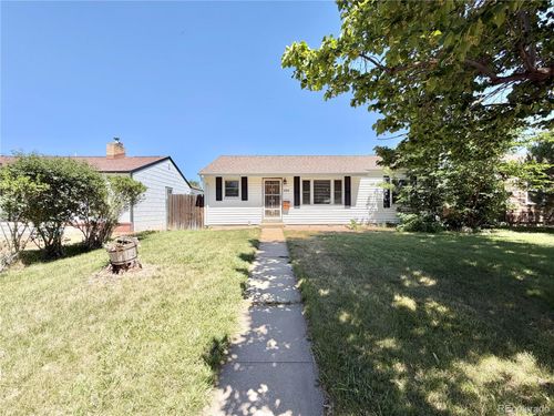 2216 Elmira St, Aurora, CO, 80010 | Card Image