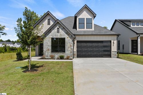 118 Deer Vista Dr, Greer, SC, 29651-7482 | Card Image