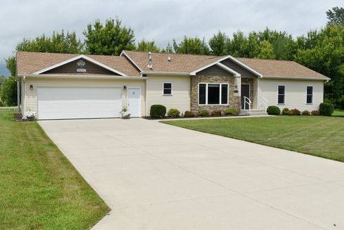 303 Cedar Street, Osage, IA, 50461 | Card Image