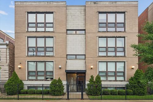 3n-3013 N California Ave, Chicago, IL, 60618-6925 | Card Image