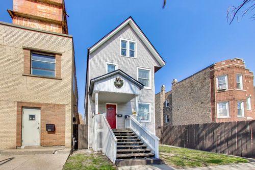 4862 W Cortland St, Chicago, IL, 60639-4632 | Card Image