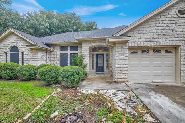 2300 Willow Ln, House other with 3 bedrooms, 2 bathrooms and 4 parking in Taylor TX | Image 5