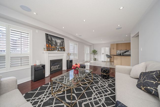 60 Capistro St, House other with 8 bedrooms, 5 bathrooms and 4 parking in Brampton ON | Image 11