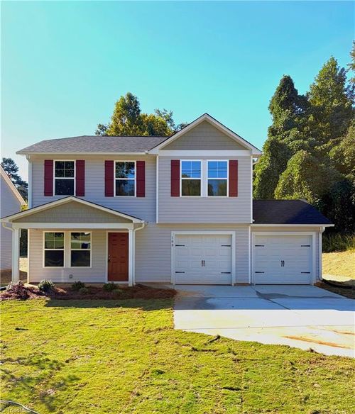 100 Longview St, Lexington, NC, 27295-1421 | Card Image