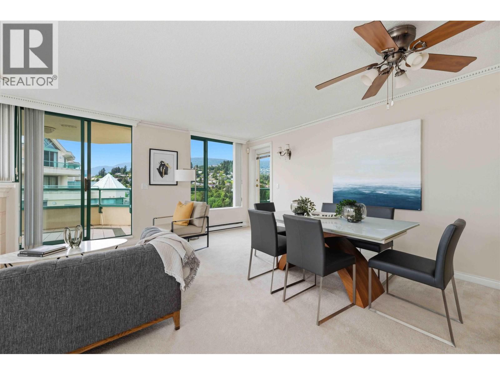 Residential in West Vancouver 4