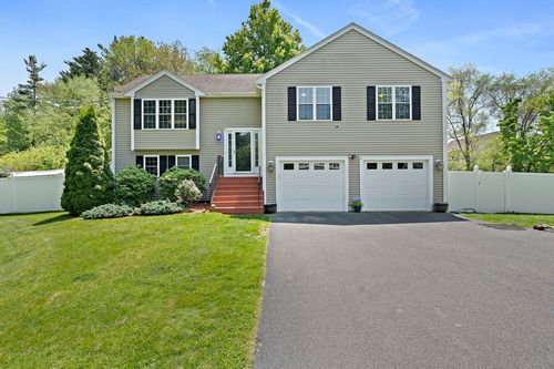 96 Central St, Abington, MA, 02351-1833 | Card Image
