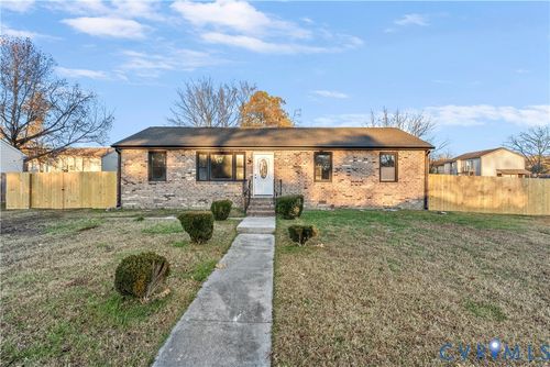 20805 Attucks Dr, South Chesterfield, VA, 23803-1805 | Card Image