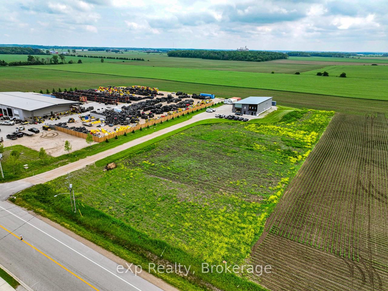 Commercial Sale in Mapleton 5