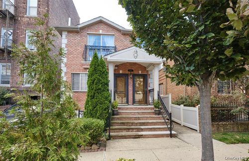 84-34 120th St, Kew Gardens, NY, 11415-3107 | Card Image