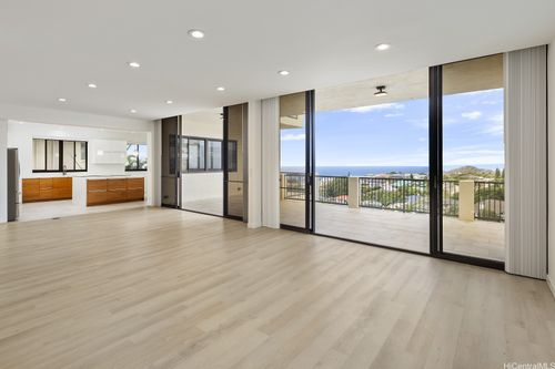 2188 Hikino St, Honolulu, HI, 96821-2636 | Card Image