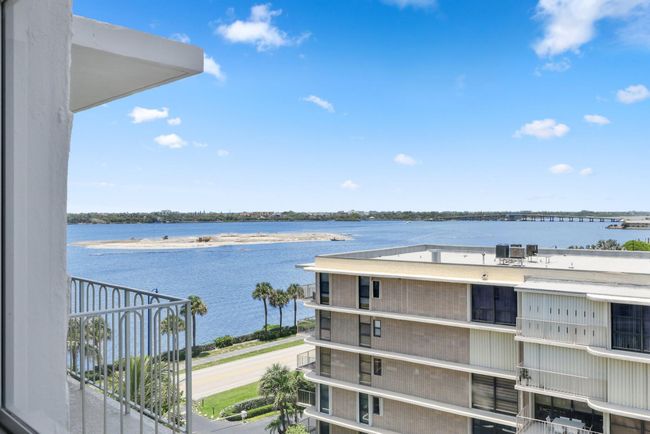 C605 - 3230 S Ocean Blvd, Condo with 2 bedrooms, 2 bathrooms and null parking in Palm Beach FL | Image 24