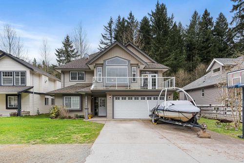 65882 Park Ave, Hope, BC, V0X1L1 | Card Image