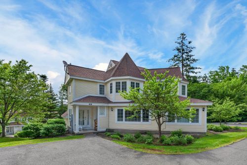 29a-29A Kingswood Rd, West Dover, VT, 05356-9500 | Card Image