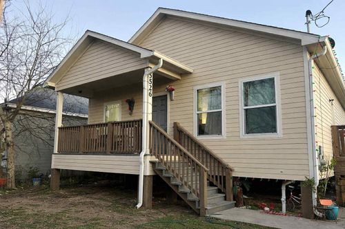 5526 Avenue M 1/2, Galveston, TX, 77551-4474 | Card Image