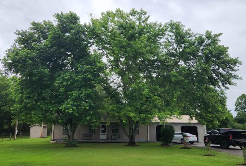 128 Reed Wade Rd, Batesville, AR, 72501-9452 | Card Image