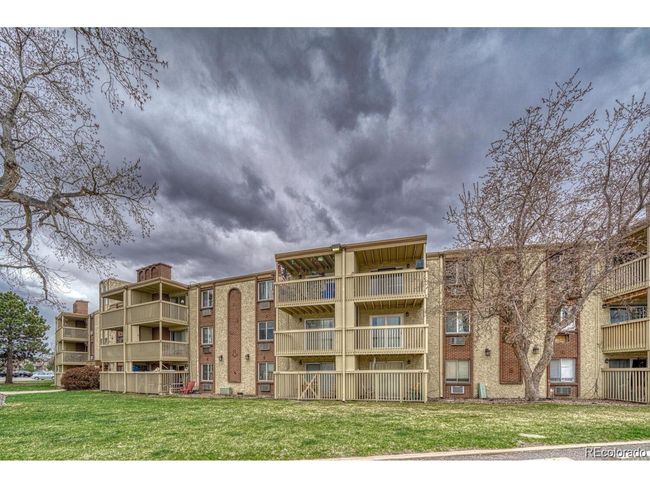 296 - 1300 S Parker Rd, House attached with 2 bedrooms, 1 bathrooms and null parking in Denver CO | Image 11