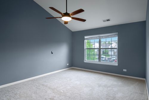 160 Fairfield Ln, Carol Stream, IL, 60188-3064 | Card Image