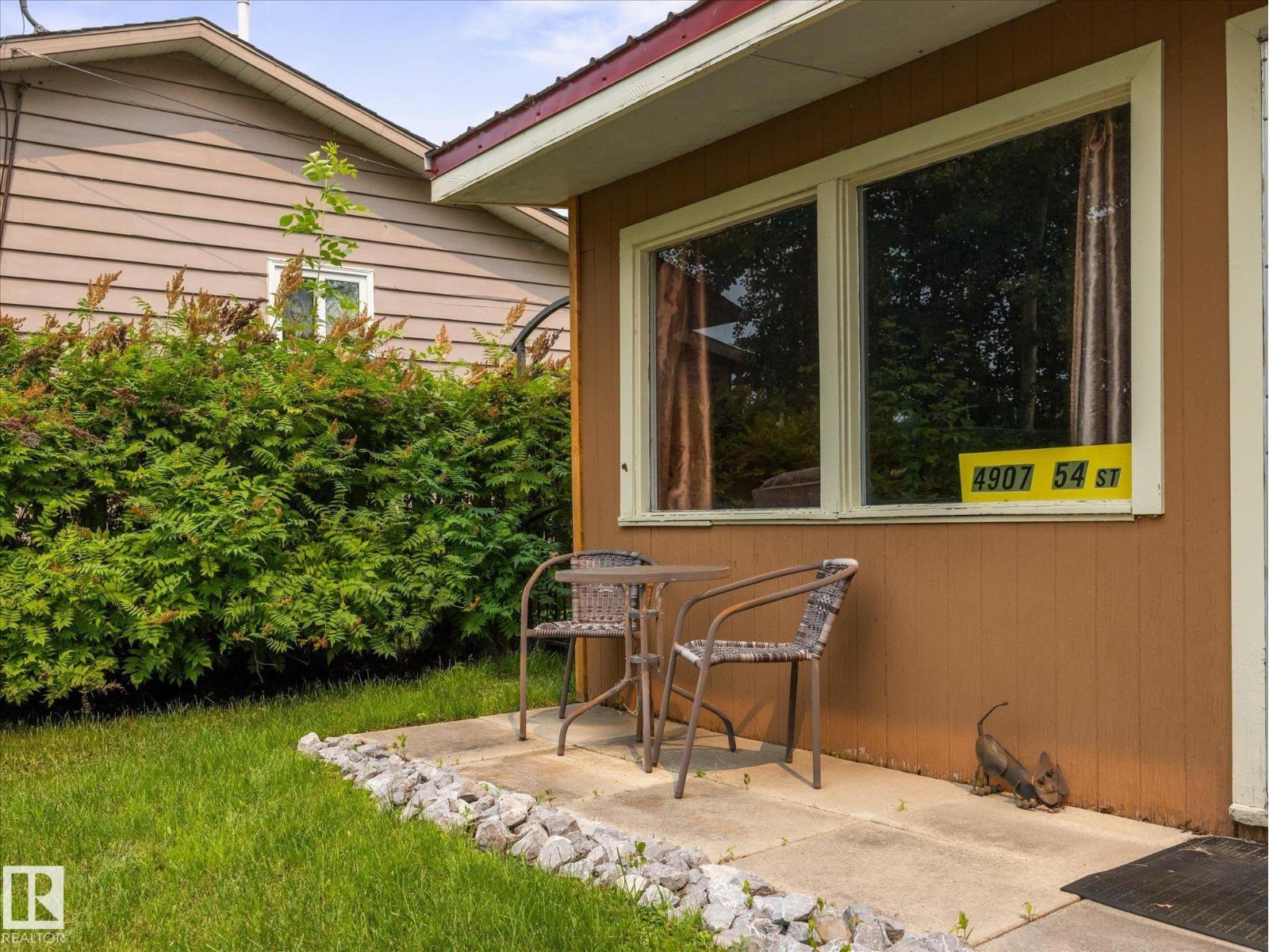 Residential in Rural Lac Ste. Anne County 5