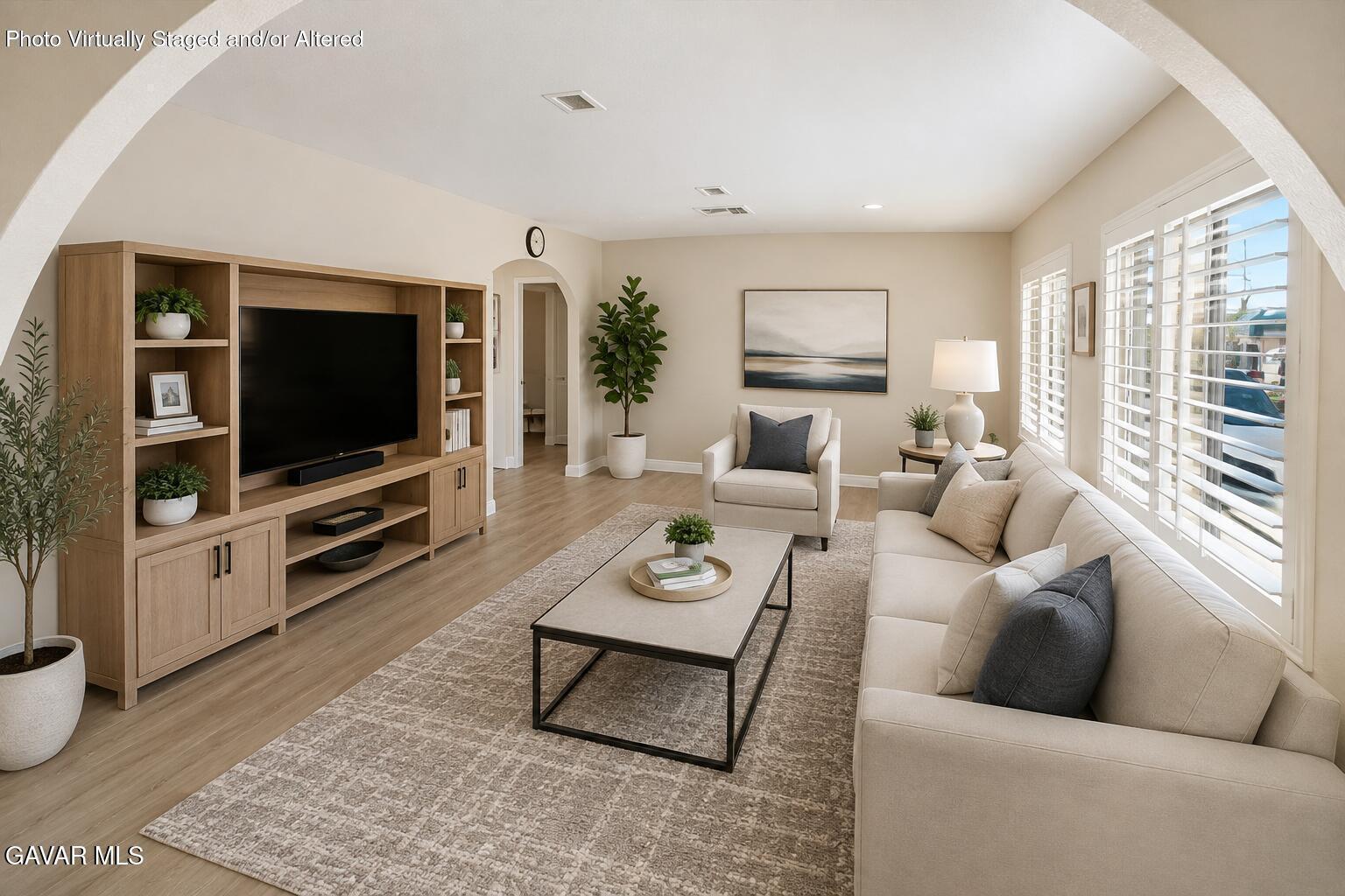 Residential in Quartz Hill 5