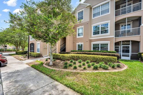 520-7990 Baymeadows Rd E, Jacksonville, FL, 32256-2961 | Card Image
