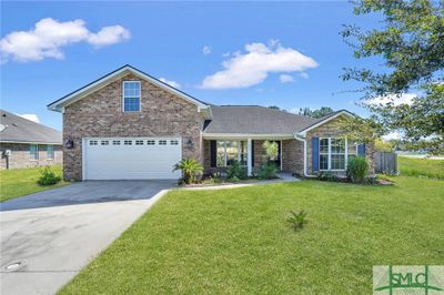 1000 Miles Crossing, House other with 3 bedrooms, 2 bathrooms and null parking in Hinesville GA | Image 1