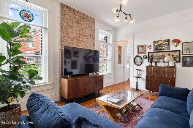 1101 S 1 St St, House other with 3 bedrooms, 2 bathrooms and null parking in Louisville KY | Image 9