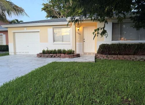 14465 Sw 139th Avenue Cir E, Miami, FL, 33186-7244 | Card Image