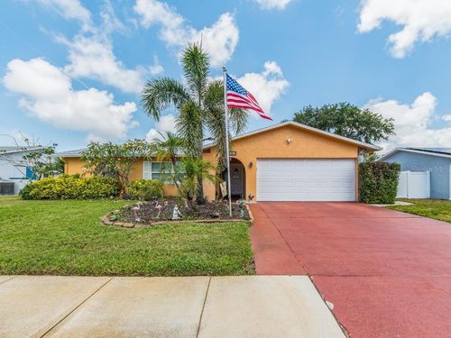 12435 Monarch Cir, Seminole, FL, 33772-3910 | Card Image