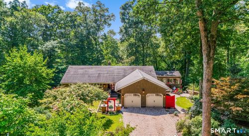 92 Kenmore Rd, Bloomfield, CT, 06002-2111 | Card Image