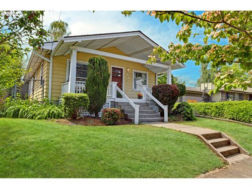34 N Stafford St, Portland, OR, 97217-1538 | Card Image