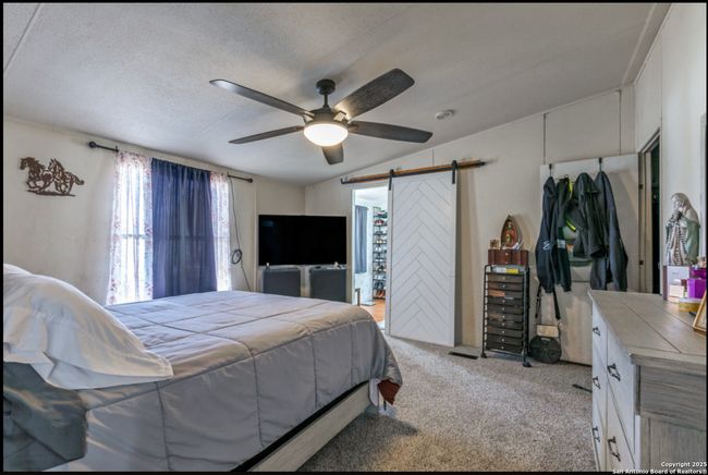 4303 Water Oak Dr, House other with 3 bedrooms, 2 bathrooms and null parking in Elmendorf TX | Image 6