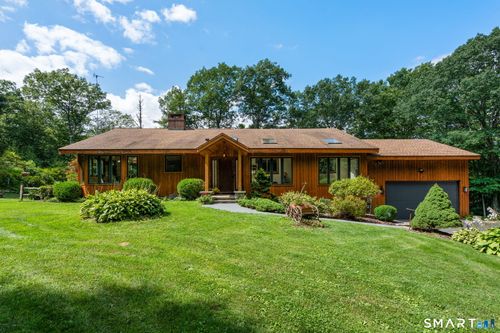 65 Cottage St, Monroe, CT, 06468-2902 | Card Image