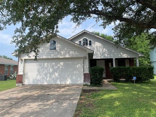 223 Nicole Way, Bastrop, TX, 78602-3158 | Card Image