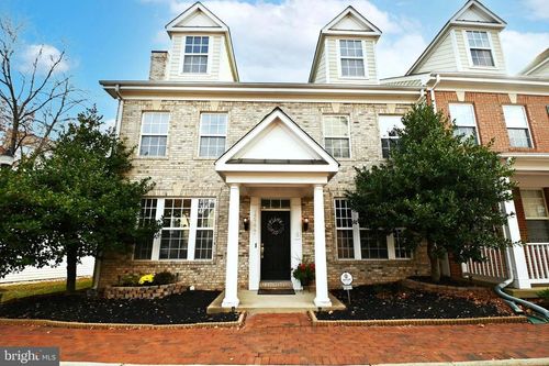 13777 Ulysses St, WOODBRIDGE, VA, 22191-5412 | Card Image