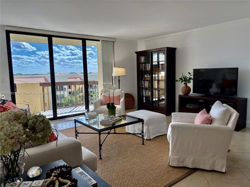 718-600 Biltmore Way, Coral Gables, FL, 33134-7531 | Card Image
