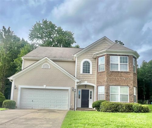 555 Settlers Grove Ln, Salisbury, NC, 28146-1611 | Card Image