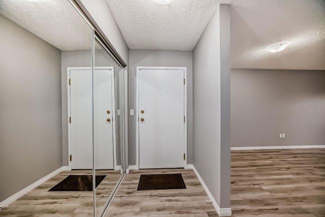 101 - 11 Dover Point Se, Home with 2 bedrooms, 1 bathrooms and 1 parking in Calgary AB | Image 3