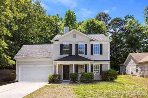 9713 Aviary Hill Way, Charlotte, NC, 28214-7136 | Card Image