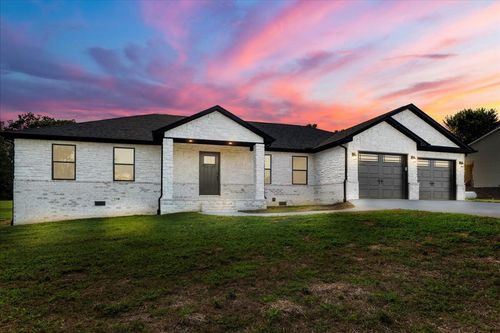 13 Lynn Ln, London, KY, 40741-6082 | Card Image