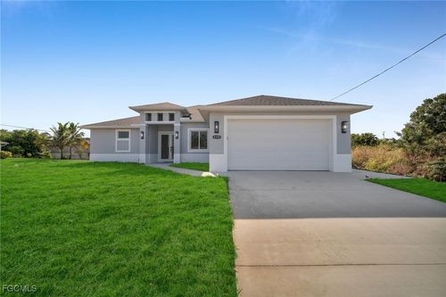 4201 7th St Sw, Lehigh Acres, FL, 33976-2111 | Card Image