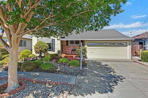 14392 Merced St, San Leandro, CA, 94579-1051 | Card Image