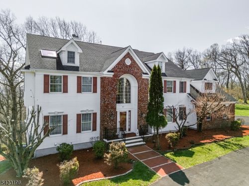 47 Scheurman Ter, Warren, NJ, 07059-7154 | Card Image