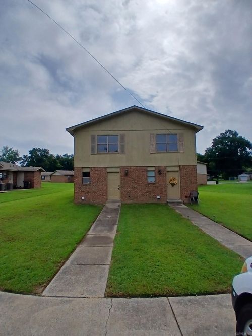 705 S Spring St, Jacksonville, AR, 72076-4536 | Card Image