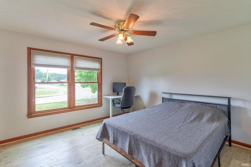3737 Hartford Pl, Evansville, IN, 47725-7520 | Card Image