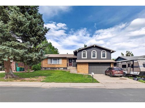 550 S Estes St, Lakewood, CO, 80226-2952 | Card Image