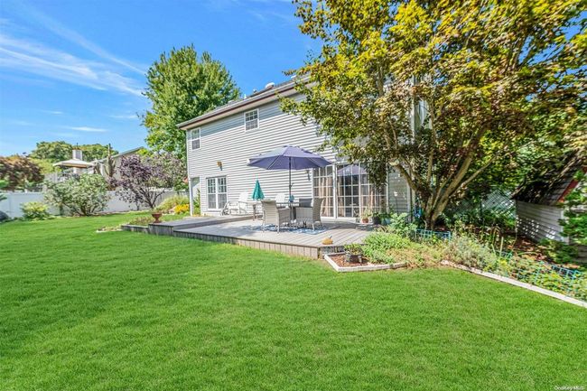 10 Lyons Ln, House other with 4 bedrooms, 3 bathrooms and null parking in Coram NY | Image 34