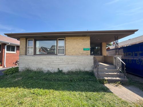 1947 Schrage Ave, Whiting, IN, 46394-2006 | Card Image