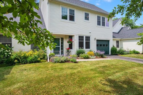 12 Eastman Farm Rd, Burlington, VT, 05408-2488 | Card Image
