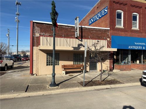 121 S Banker St, Effingham, IL, 62401-2447 | Card Image